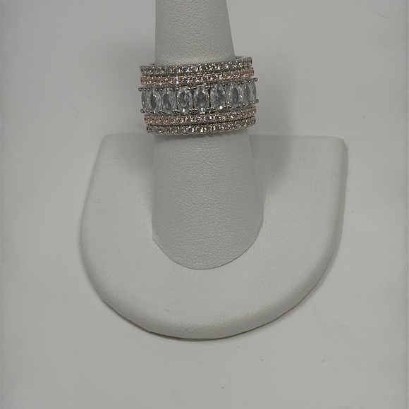 Elegant Wide Band Cubic Zirconia Ring - Picture 5 of 10